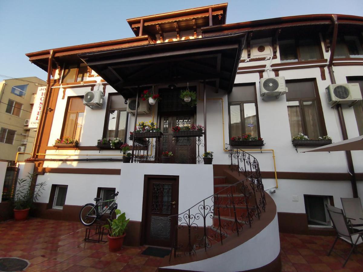 Joe Hostel Букурещ Екстериор снимка